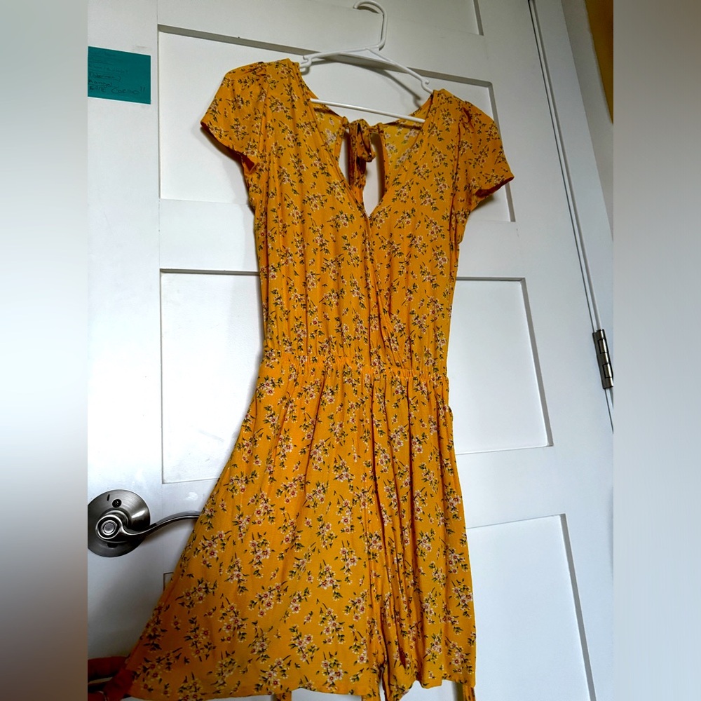 American eagle romper size small